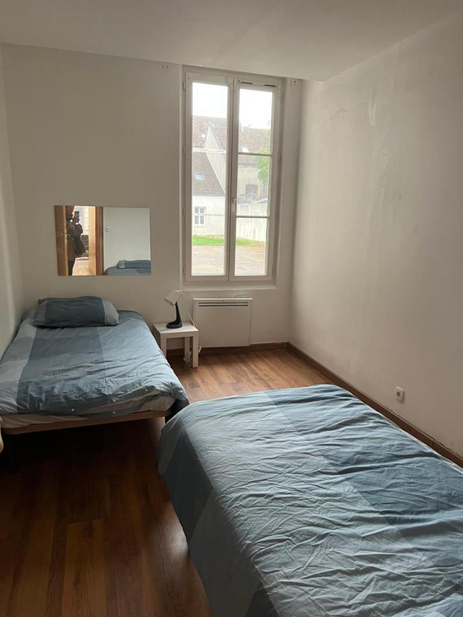 Le Relais De Saint Loup 1 A 66 Personnes Montereau-faut-Yonne Exterior foto
